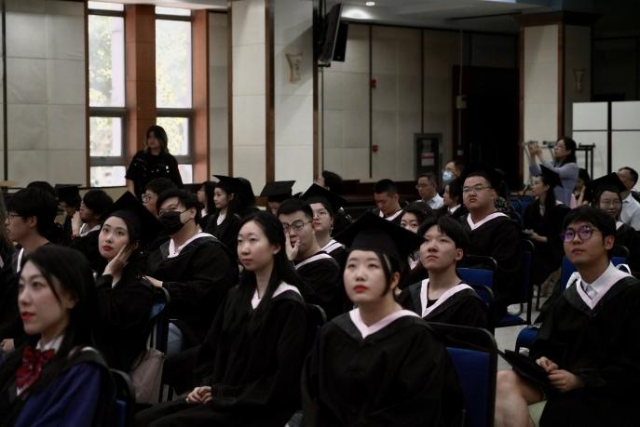 20231208170203272844902789.png 毕业典礼2.png